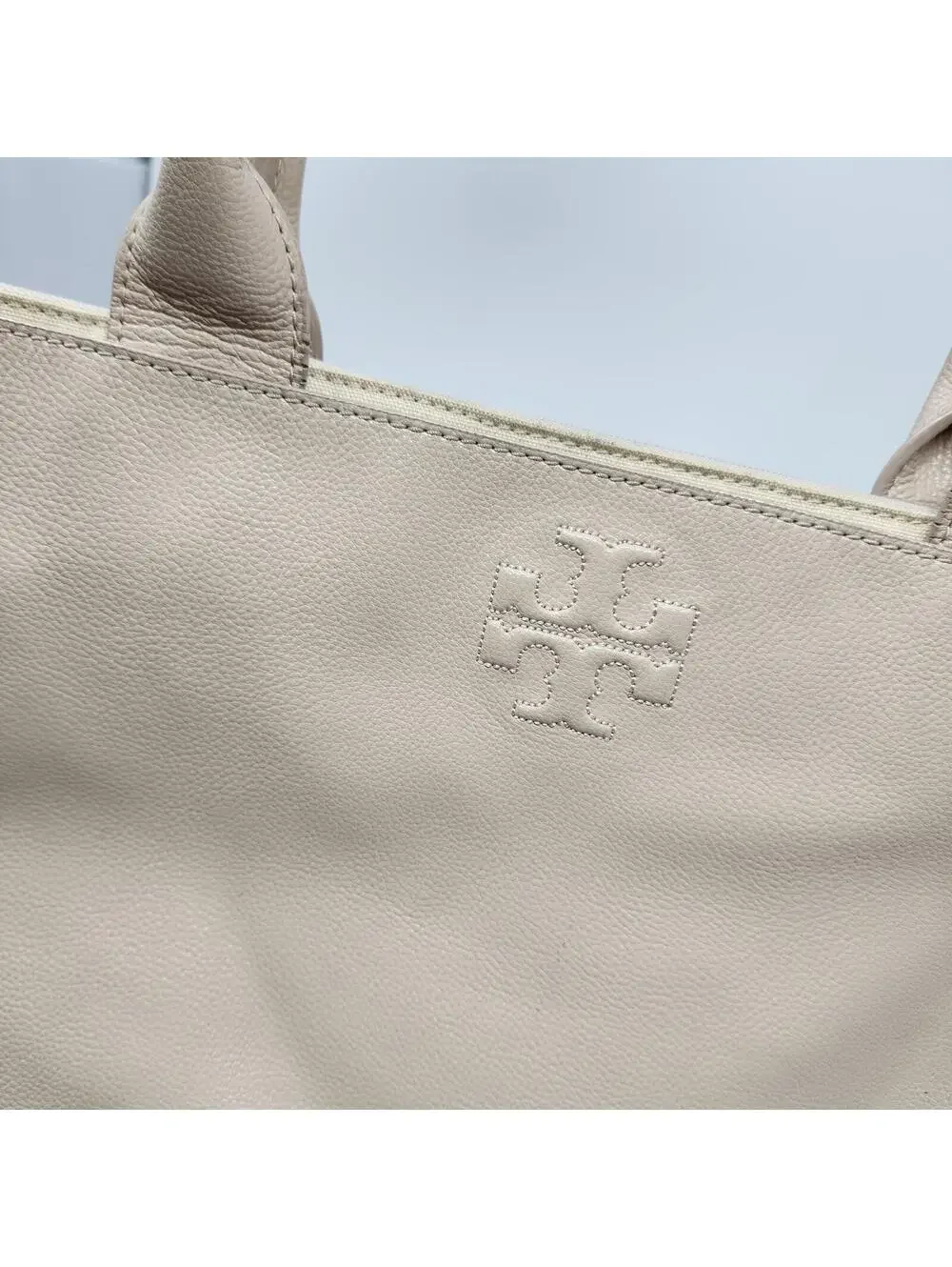 Tory Burch classic tory